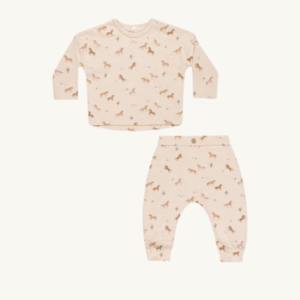 NWT - Rylee + Cru horses set​​​